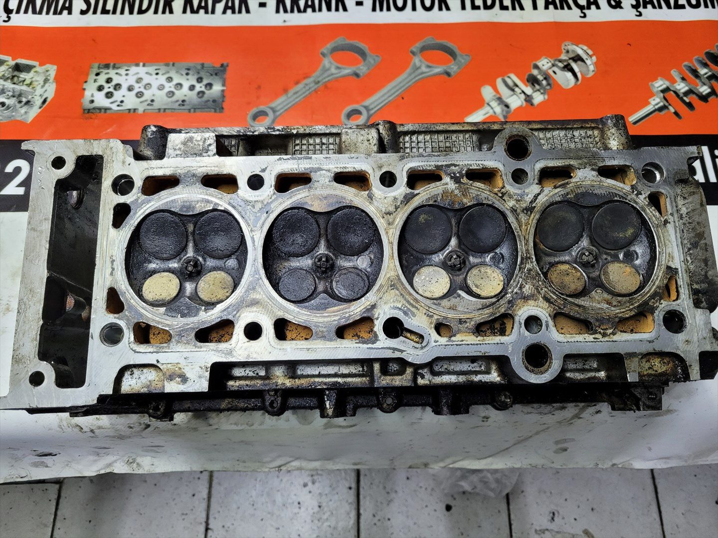 Mini Cooper / Cooper S 1.6 (04777751AB) Silindir Kapağı – Orijinal Çıkma