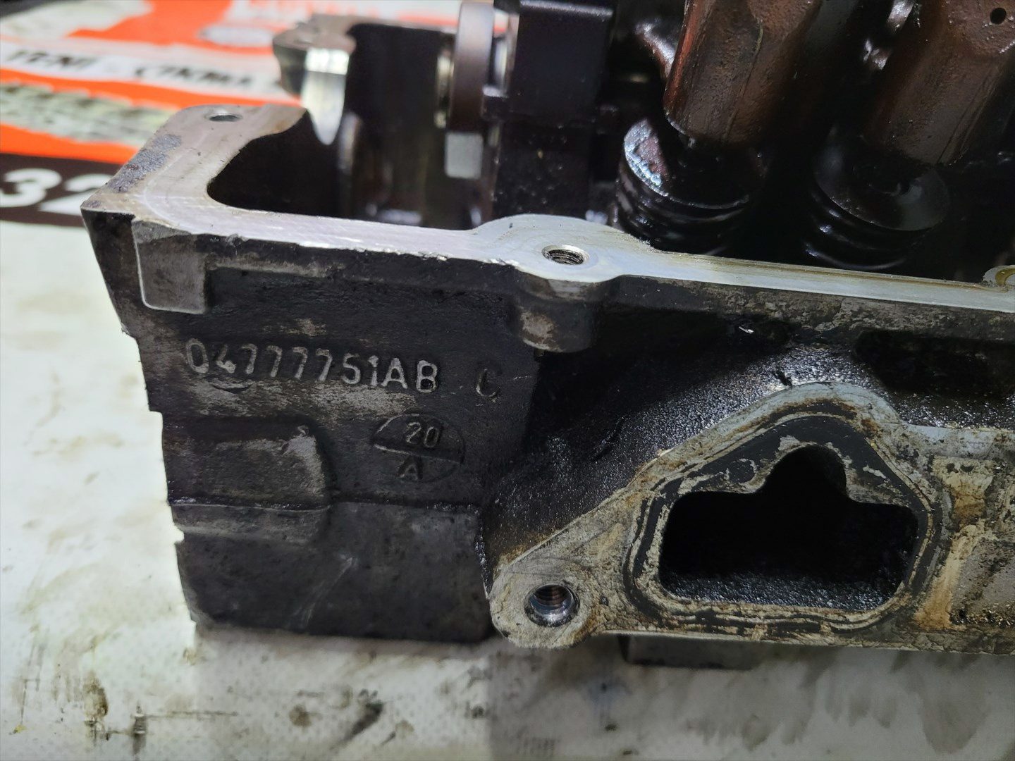 Mini Cooper / Cooper S 1.6 (04777751AB) Silindir Kapağı – Orijinal Çıkma
