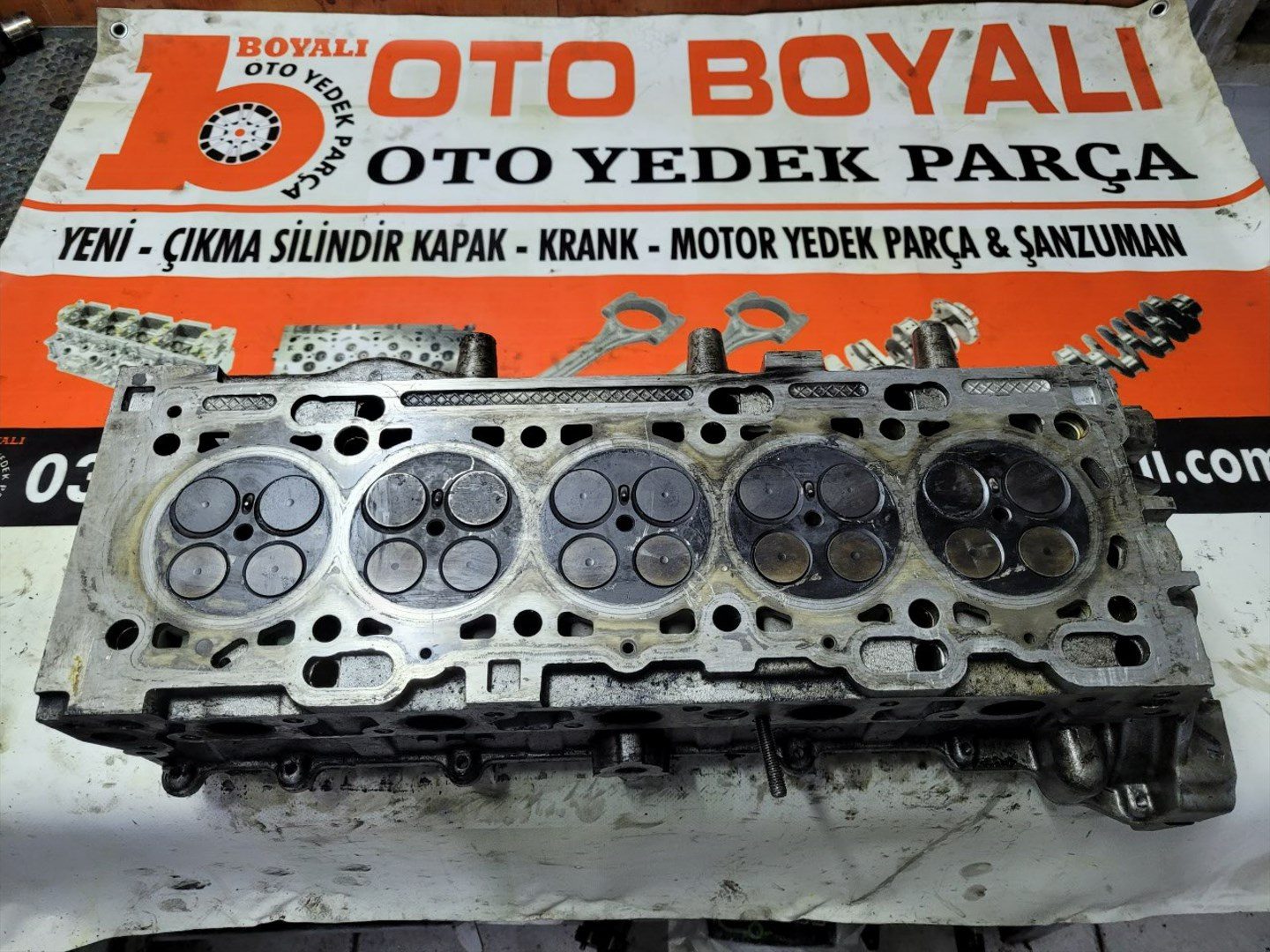 Volvo S80 / S60 2.4 D5 (08692974) Silindir Kapağı – Orijinal Çıkma