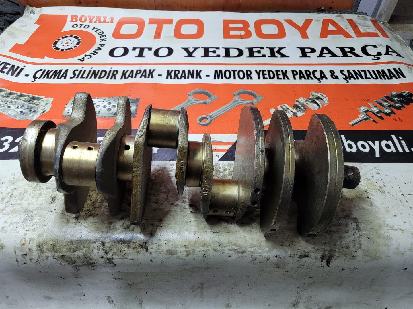 Audi A8 4.2 V8 (077105101 / 077) Krank Mili – Orijinal Çıkma